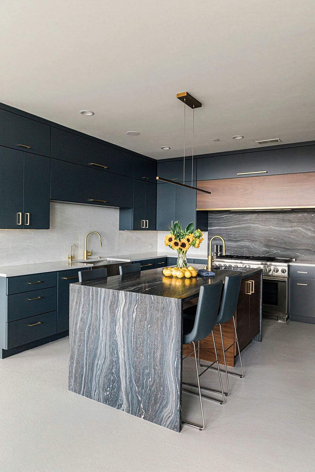Keselman Construction Group kitchen remodel on w. lakeside in cleveland4
